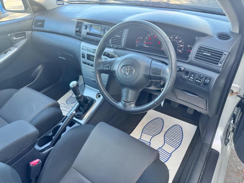 TOYOTA COROLLA
