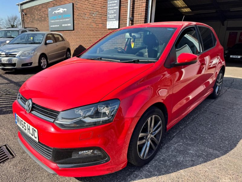 VOLKSWAGEN POLO
