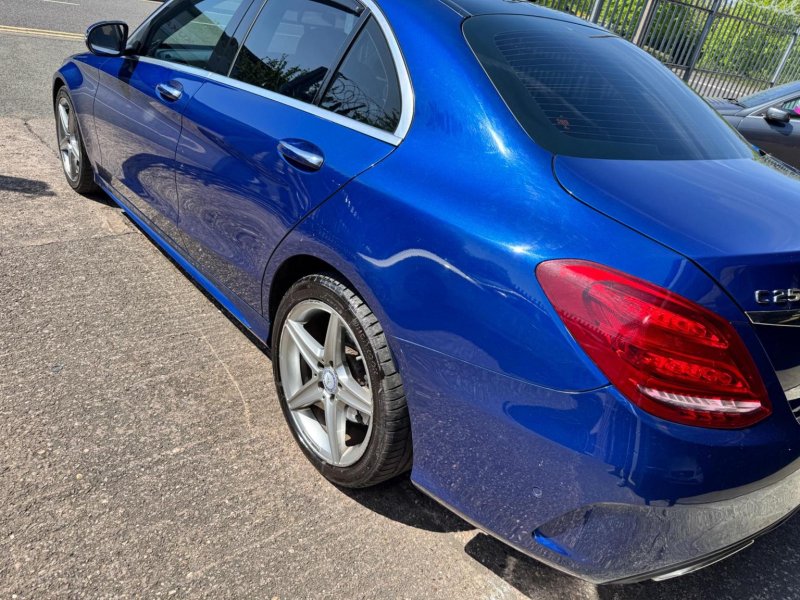 MERCEDES-BENZ C CLASS