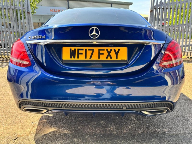 MERCEDES-BENZ C CLASS