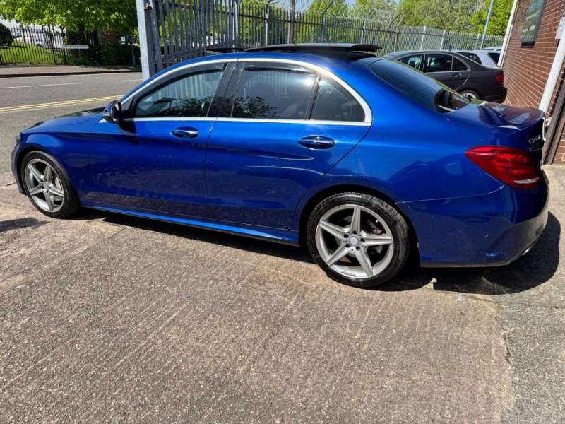 MERCEDES-BENZ C CLASS
