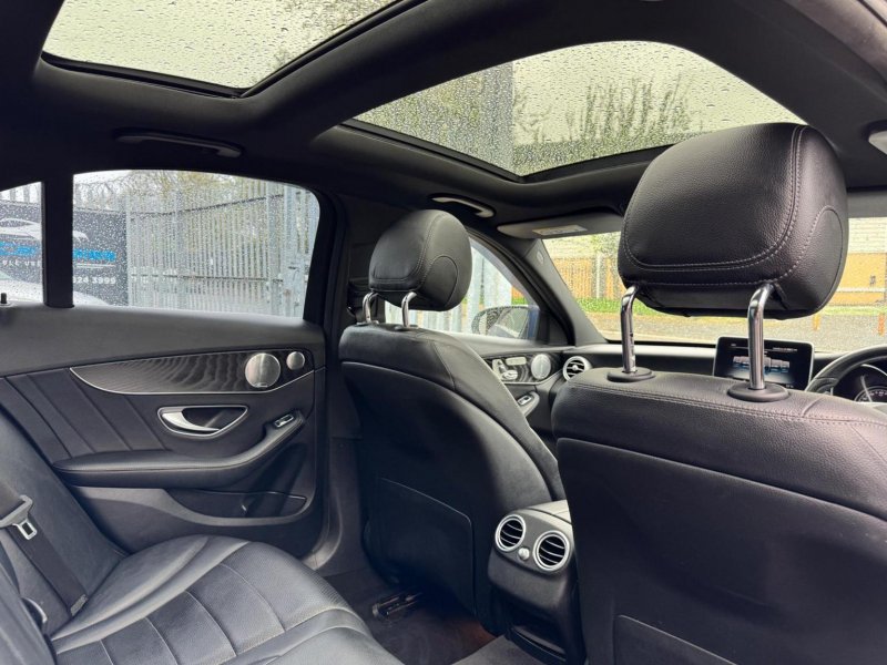 MERCEDES-BENZ C CLASS